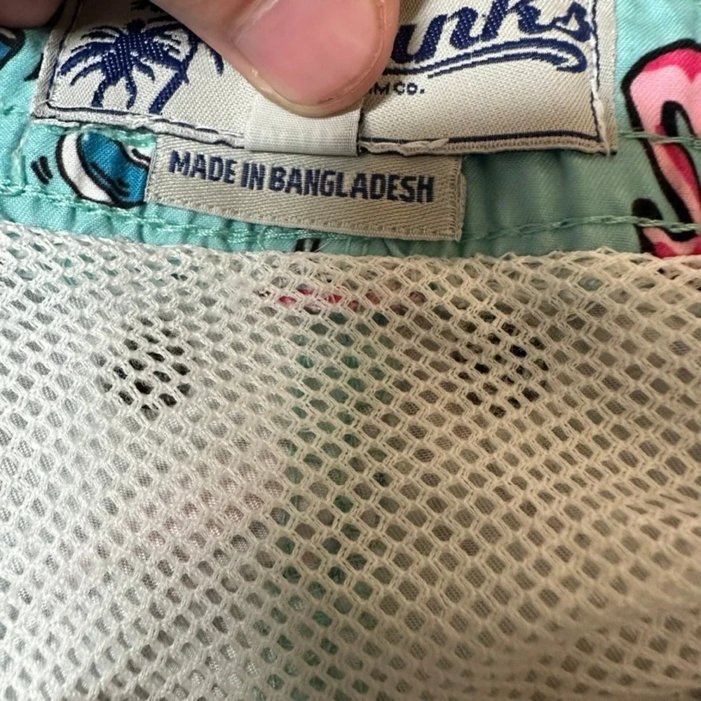 Trunks Surf & Swim Co Mens XL Swim Trunks Aqua Blue Pink Flamingo Beach Print